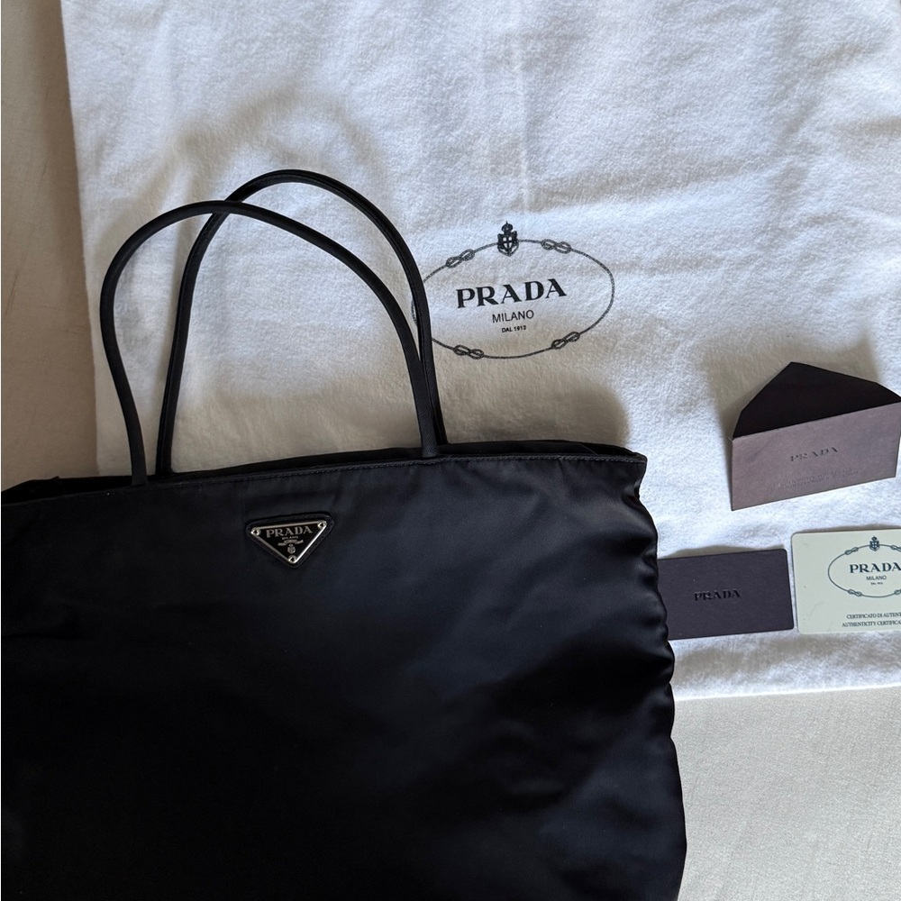 Authentic Vintage Prada Tessuto City Black Nylon Shoulder Bag w dust bag - Picture 7 of 10